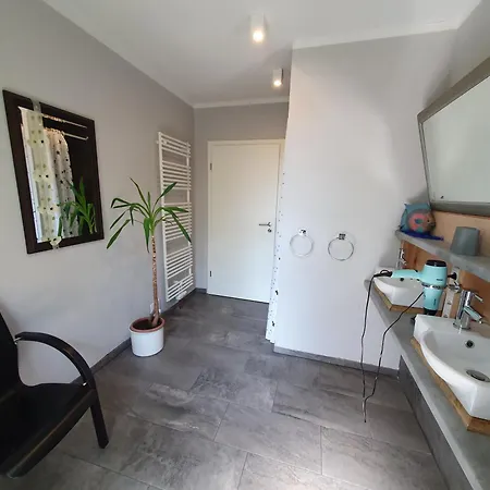 Apartament Am Traumgarten, 35646 Uplengen