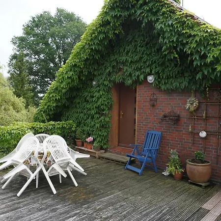 Am Traumgarten, 35646 Apartament *